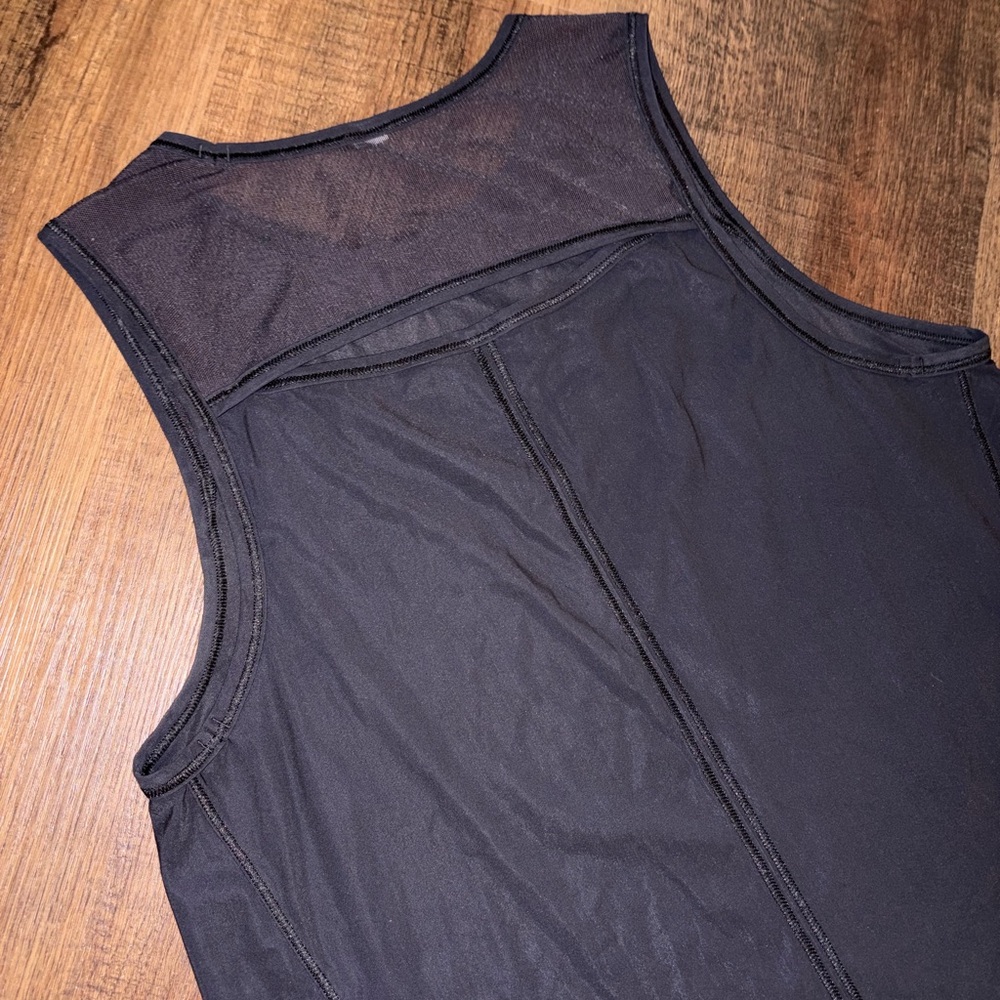 Lululemon Sculpt Tank - Picture 7 of 8